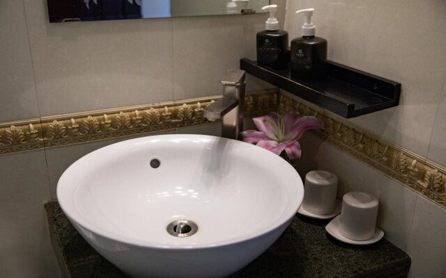 La Suite Hotel