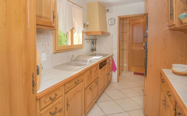 Beautiful Chalet in Saint-gervais-les-bains With Sauna