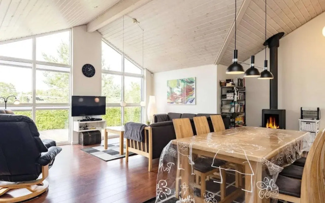 8 Person Holiday Home in Skals