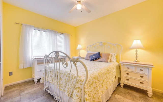 Lovely Naples Vacation Rental w/ Shared Pools!