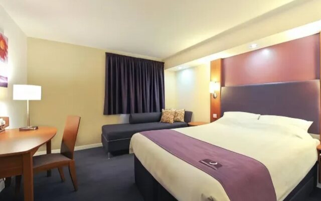 Premier Inn Warrington - A49 M62 J9