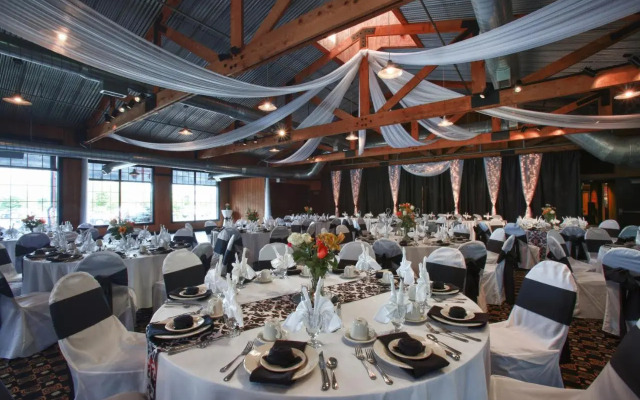 Wildwood Lodge  St Paul