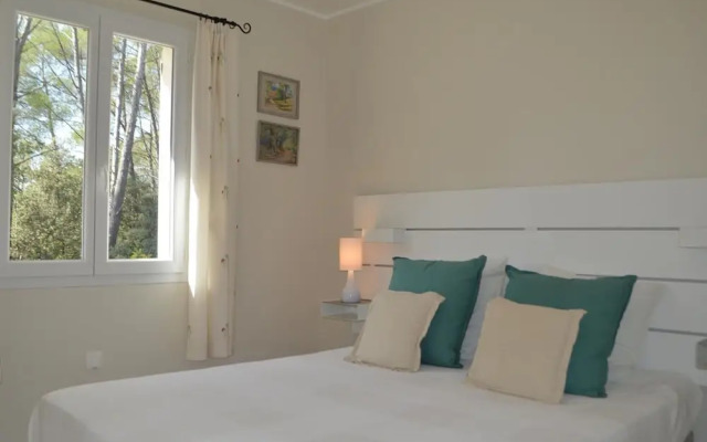 Magnificent Holiday Home With Pool