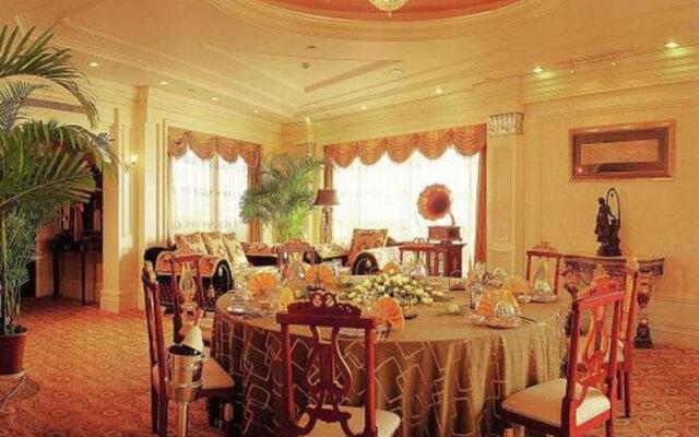 Suning Universal Hotel