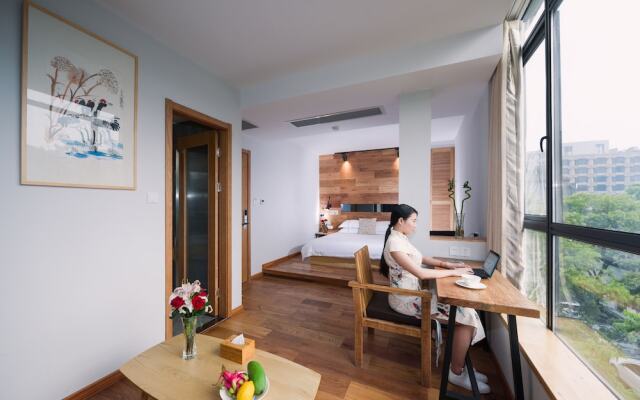 Yue Love Hotel