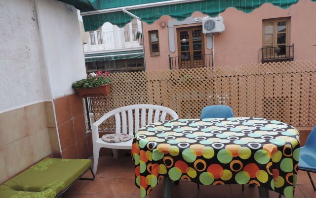 Hostal El Cascabel - Hostel