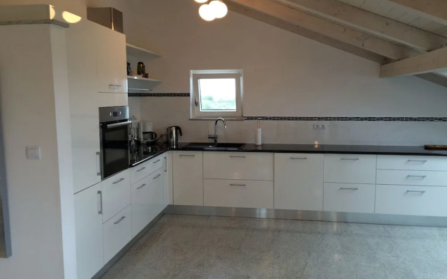 Villa Bachelor