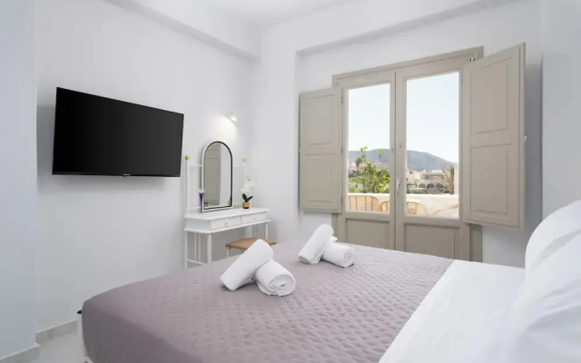 Yiota Collection  4 Suites & 4 Prive Jacuzzi