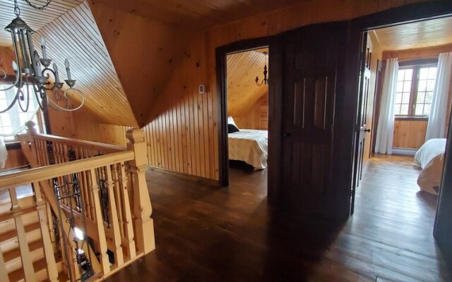 Chalet Grandes-piles St-maurice, Quai Privé