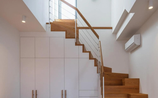 Sophisticated Apartment in Vinohrady by Prague Days