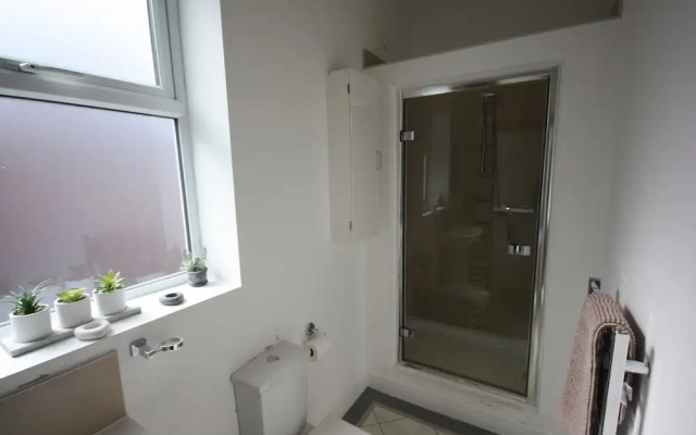 Holiday Home With Hot Tub & Sauna