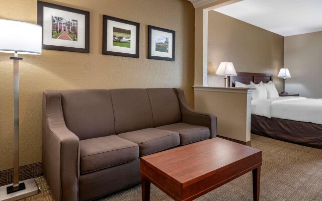 Comfort Inn & Suites DeLand - near University