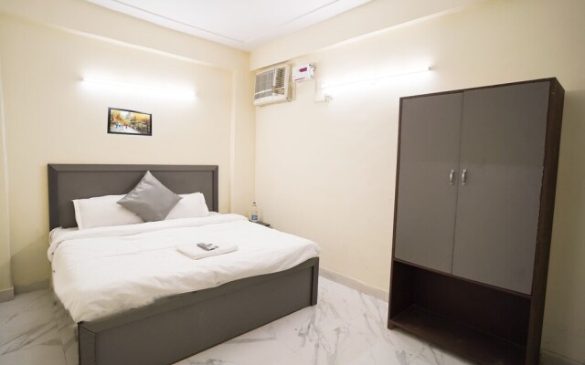 Roomshala 034 Grihum Noida Sector 63