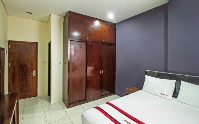 RedDoorz @ Karet Kuningan
