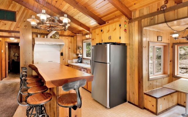 Cabin Idle Ours #933