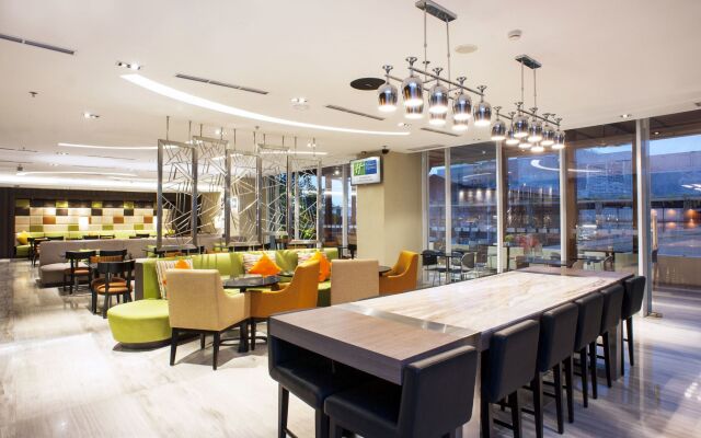 Holiday Inn Express Surabaya CenterPoint by IHG