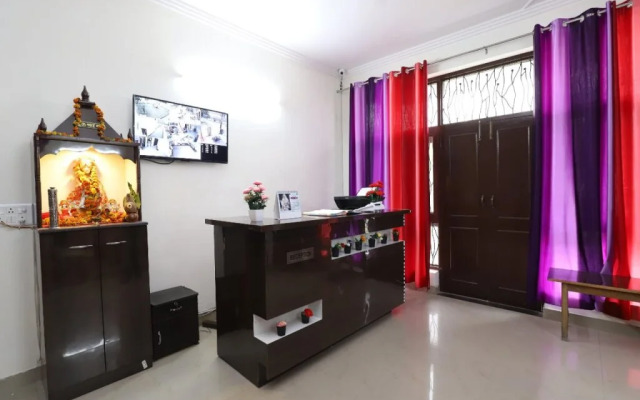 OYO 29871 Noida Dreamz 2