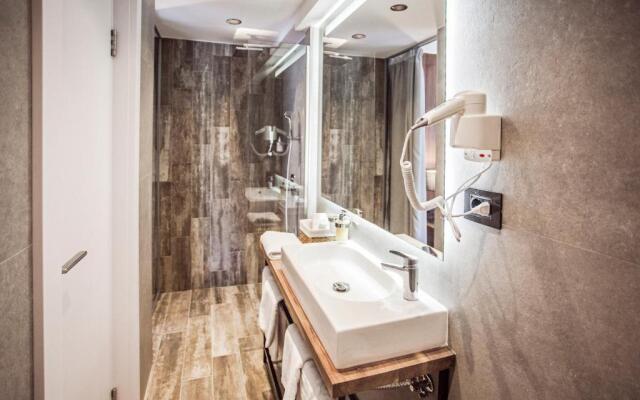 Nomad Luxury Suites