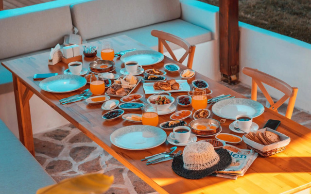 Efsane Hotel