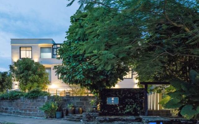 Yinzhuo life Meisu(Weizhou Islan Shell Beach store）