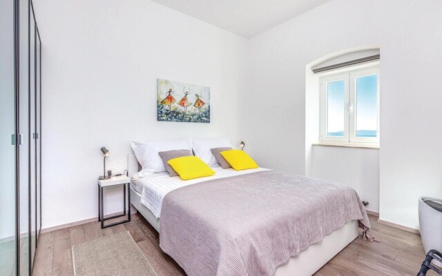 Amazing Home in Praputnjak With Wifi and 5 Bedrooms