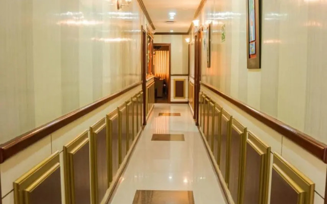 Hotel Imperio Real