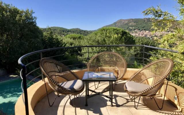 Beautiful Villa With a Private Pool in Var