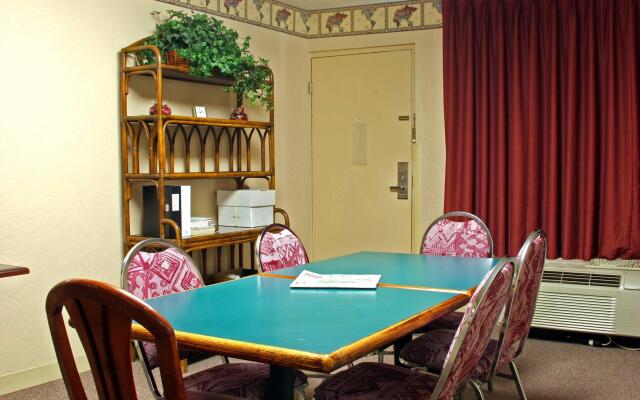 Executive Pennyrile Inn