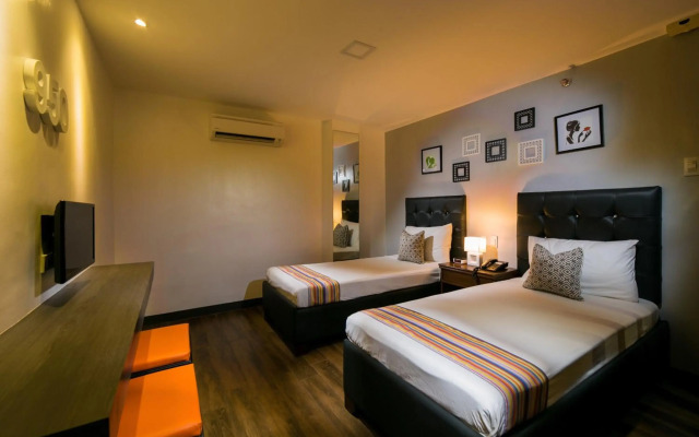 950 Condotel
