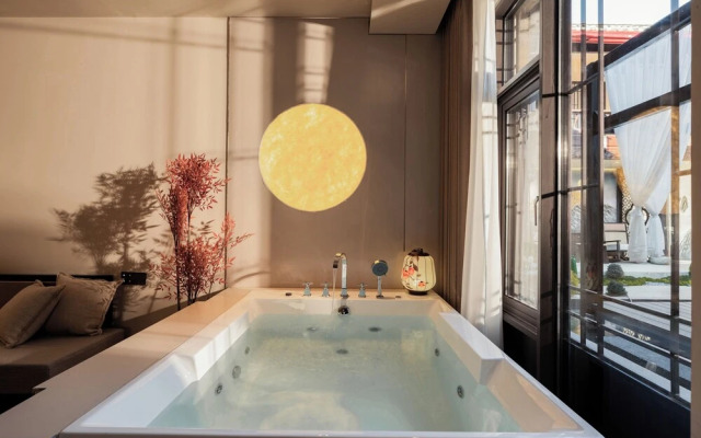 Lijing Yunman Mushanxue lnn