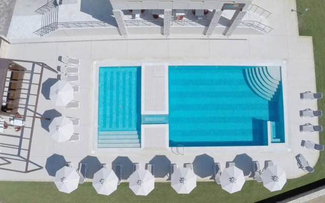 Niriides Luxury Villas