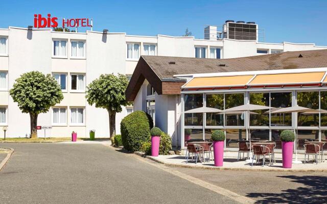 ibis Chartres Ouest Luce