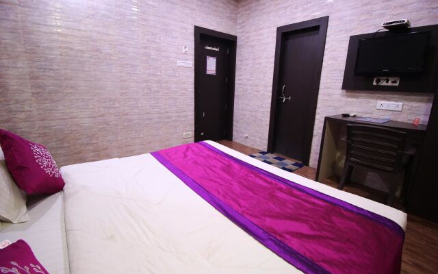 Oyo Rooms Corporation Chowk