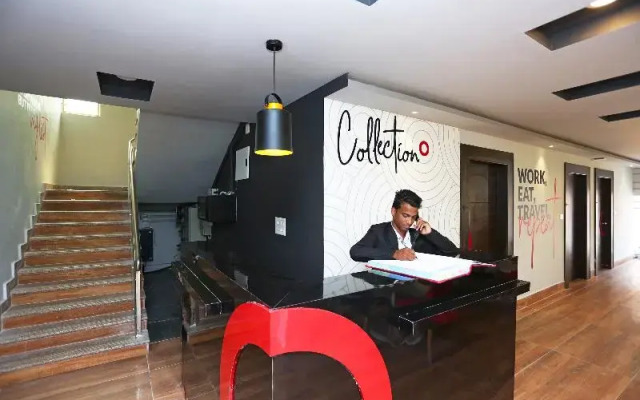 Hotel Bhinna Sakala by OYO Rooms