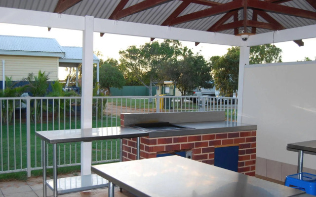 Coral Coast Tourist Park Carnarvon