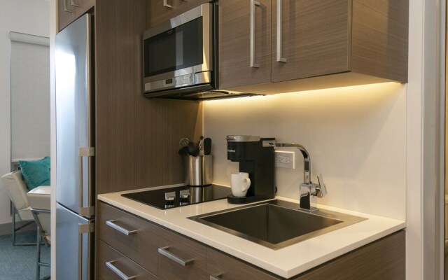 Marketplace Suites