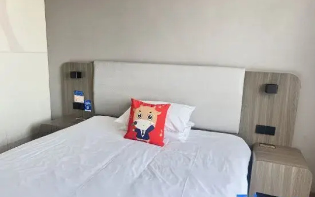 Yuejia Hotel (Chuancheng South Road)