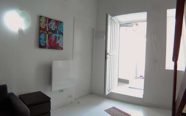 Estudio cercano a Plaza Castilla CBA5