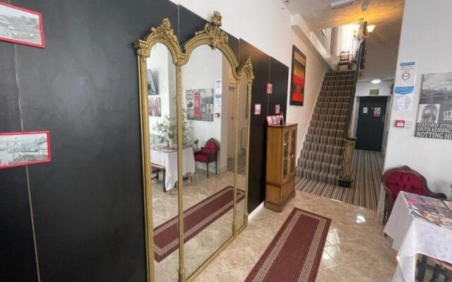 Carlton Courth Hotel Eastbourne