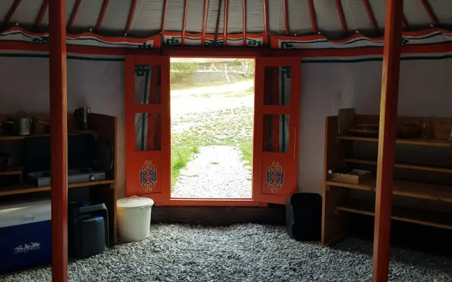 Yourtes de Montagnes Insolites