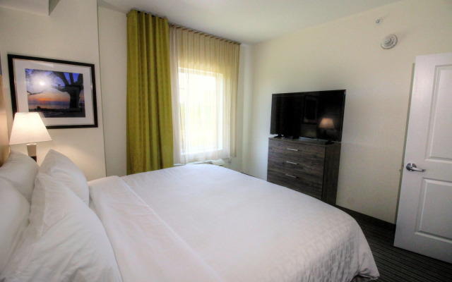 Candlewood Suites Memphis East by IHG