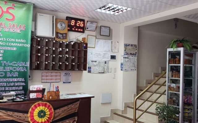 Hostal Salas