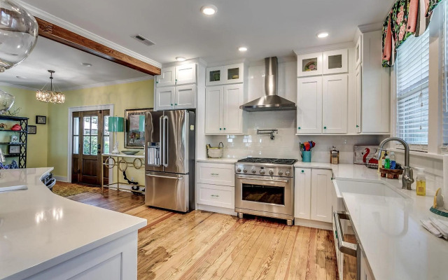 -Under The Sea (8 Bdrm / 7 Bath, Sleeps 22)