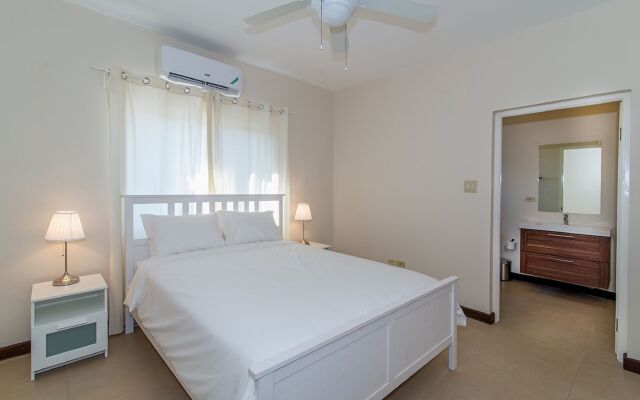 Nianna Coral Bay Splendid Townhouse- 4