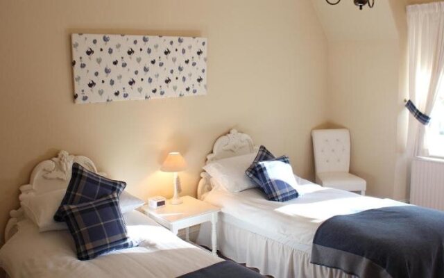 Struan Hall