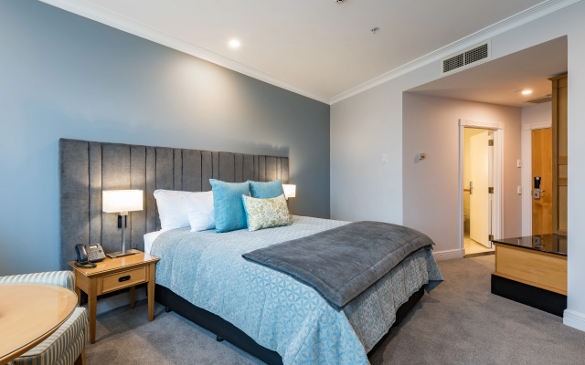 Distinction Christchurch Hotel – Guest Rooms – Christchurch
