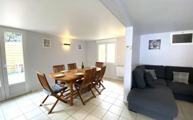 Holiday Home in Kairon Near the Beach