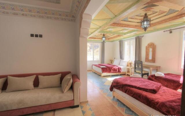 Hotel New Mars Dades