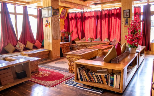 Laksdup Guest House