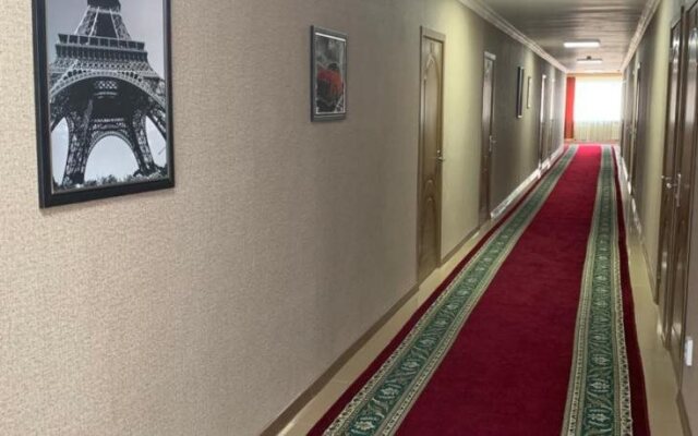 Azamat Hotel